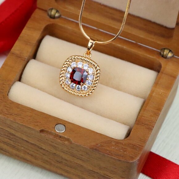 "Vintage Style Red Cushion Pendant with Crystal Halo Accents, XPPT1663 - Picture 7 of 13